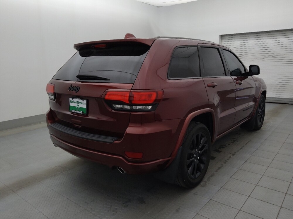 2019 Jeep Grand Cherokee in Tampa, FL 33612 - 18110779 9