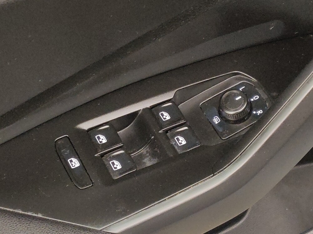 2019 Volkswagen Jetta in Tallahassee, FL 32304 - 18110782 27