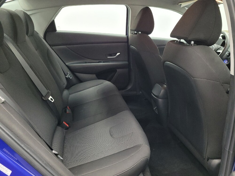 2024 Hyundai Elantra in Las Vegas, NV 89102 - 18110792 19