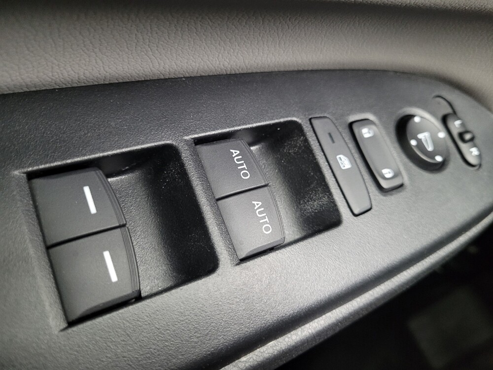 2018 Honda CR-V in Las Vegas, NV 89104 - 18110793 27