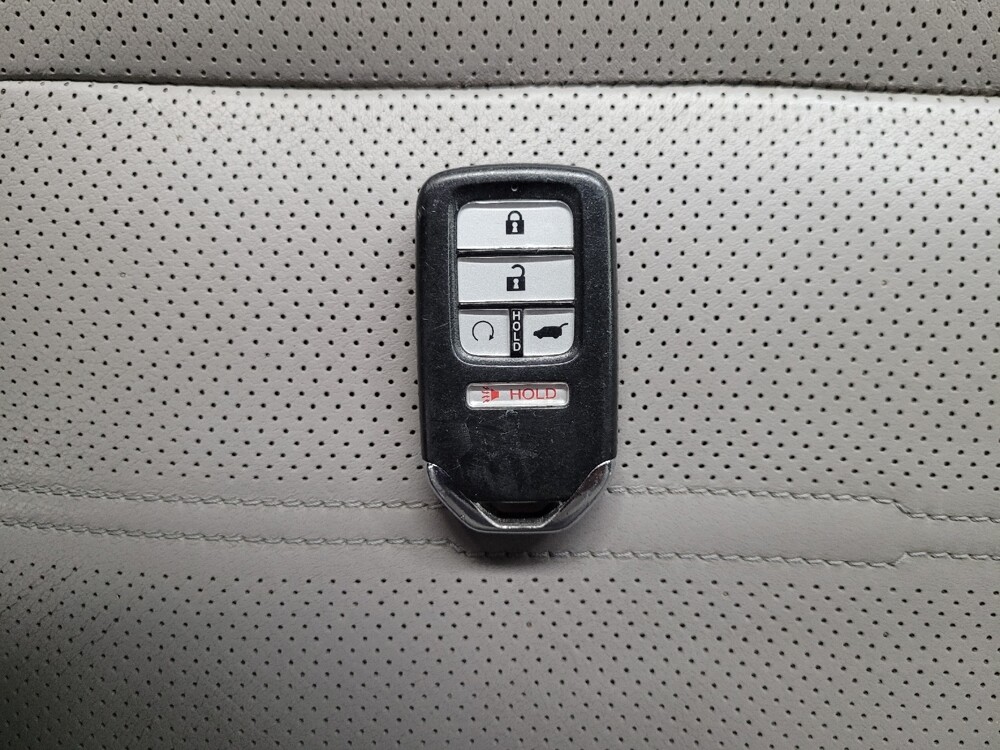 2018 Honda CR-V in Las Vegas, NV 89104 - 18110793 32