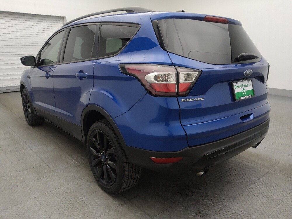2017 Ford Escape in Jacksonville, FL 32210 - 18110807 5
