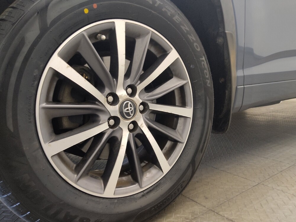 2018 Toyota Highlander in Gainesville, FL 32609 - 18110813 31