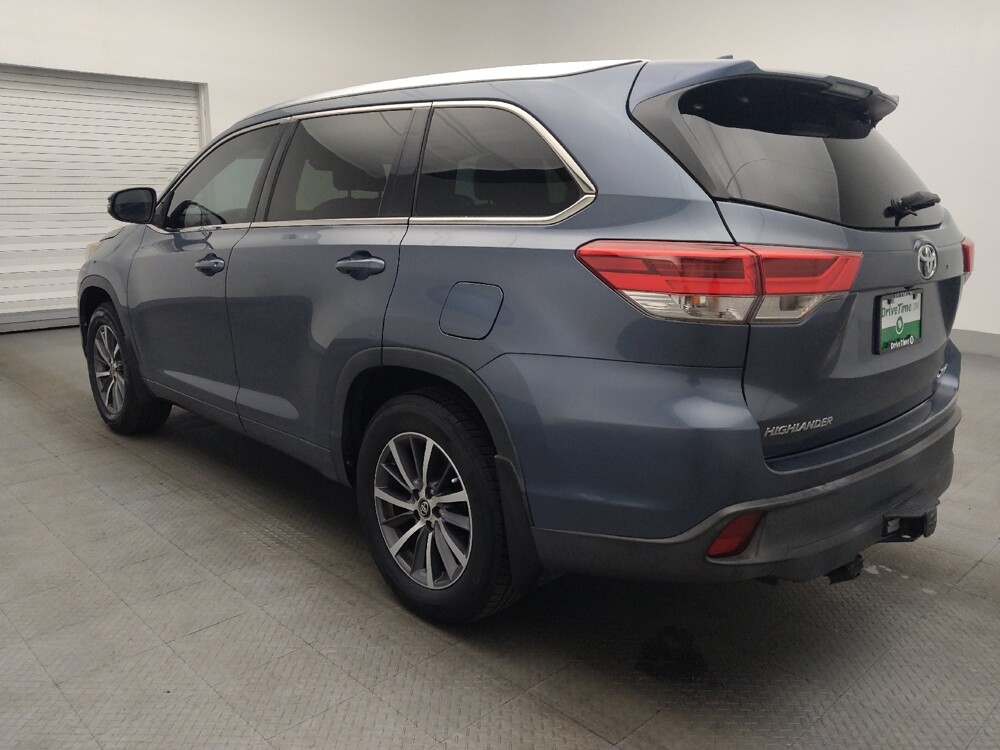 2018 Toyota Highlander in Gainesville, FL 32609 - 18110813 5