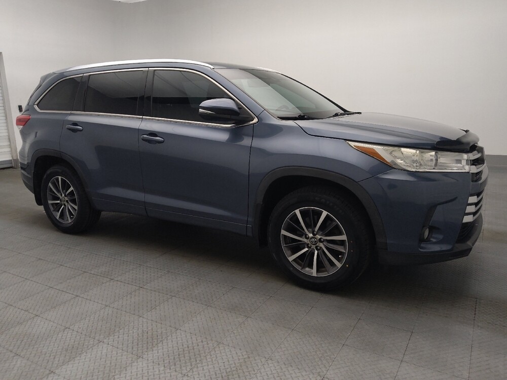 2018 Toyota Highlander in Gainesville, FL 32609 - 18110813 11