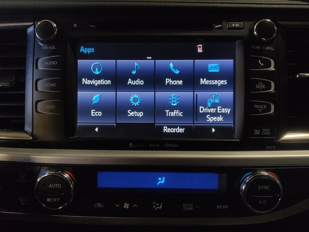 2018 Toyota Highlander in Gainesville, FL 32609 - 18110813 25