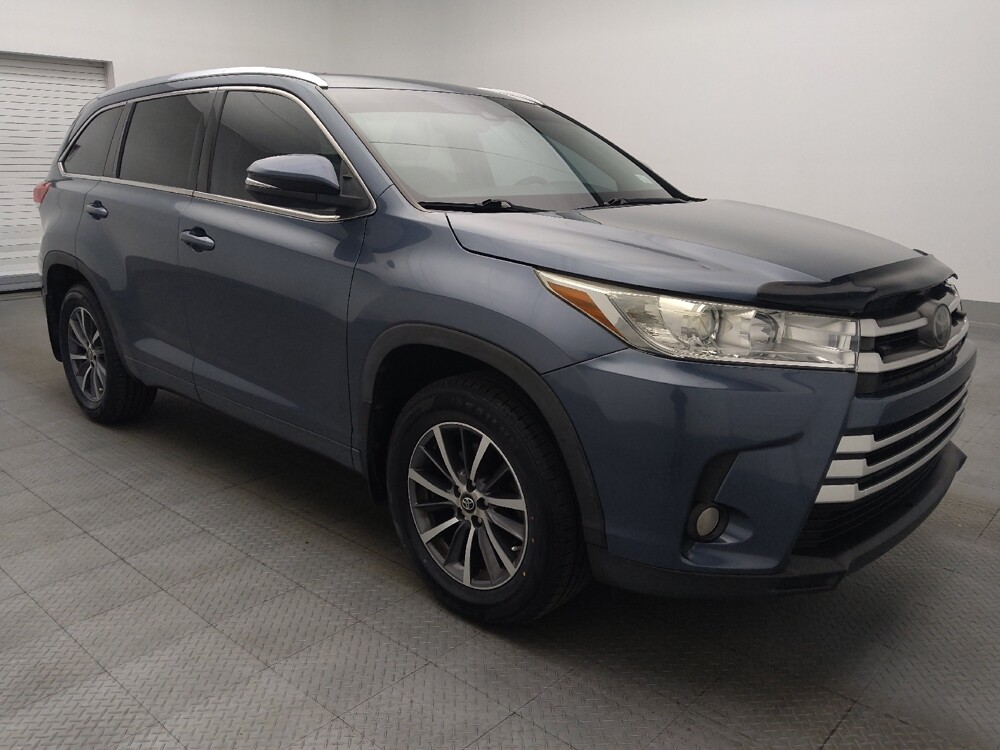 2018 Toyota Highlander in Gainesville, FL 32609 - 18110813 13