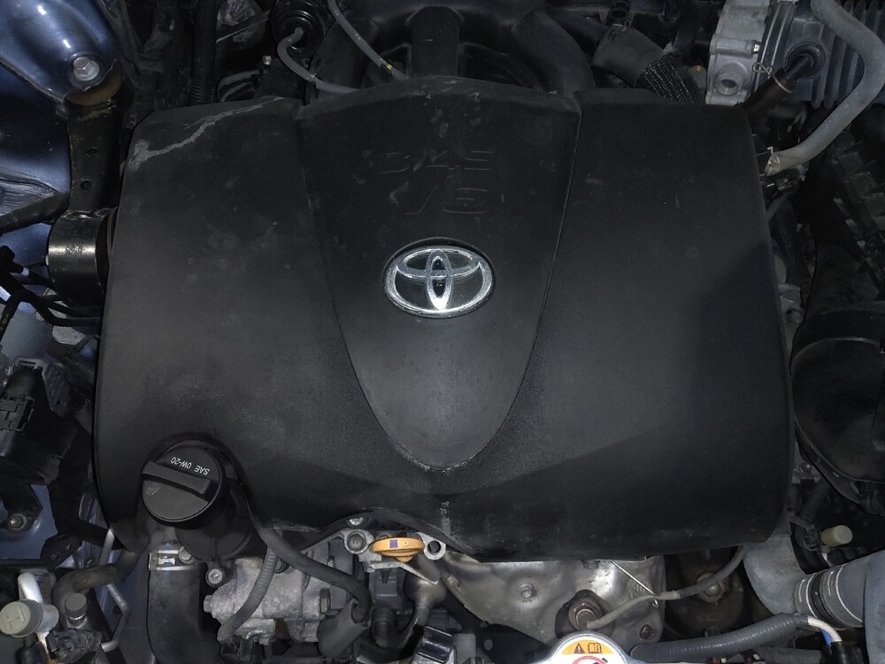 2018 Toyota Highlander in Gainesville, FL 32609 - 18110813 30