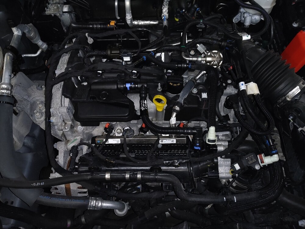 2021 Ford Escape in Jacksonville, FL 32210 - 18110815 30