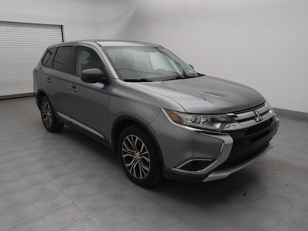 2018 Mitsubishi Outlander in Greenville, SC 29607 - 18110835 13