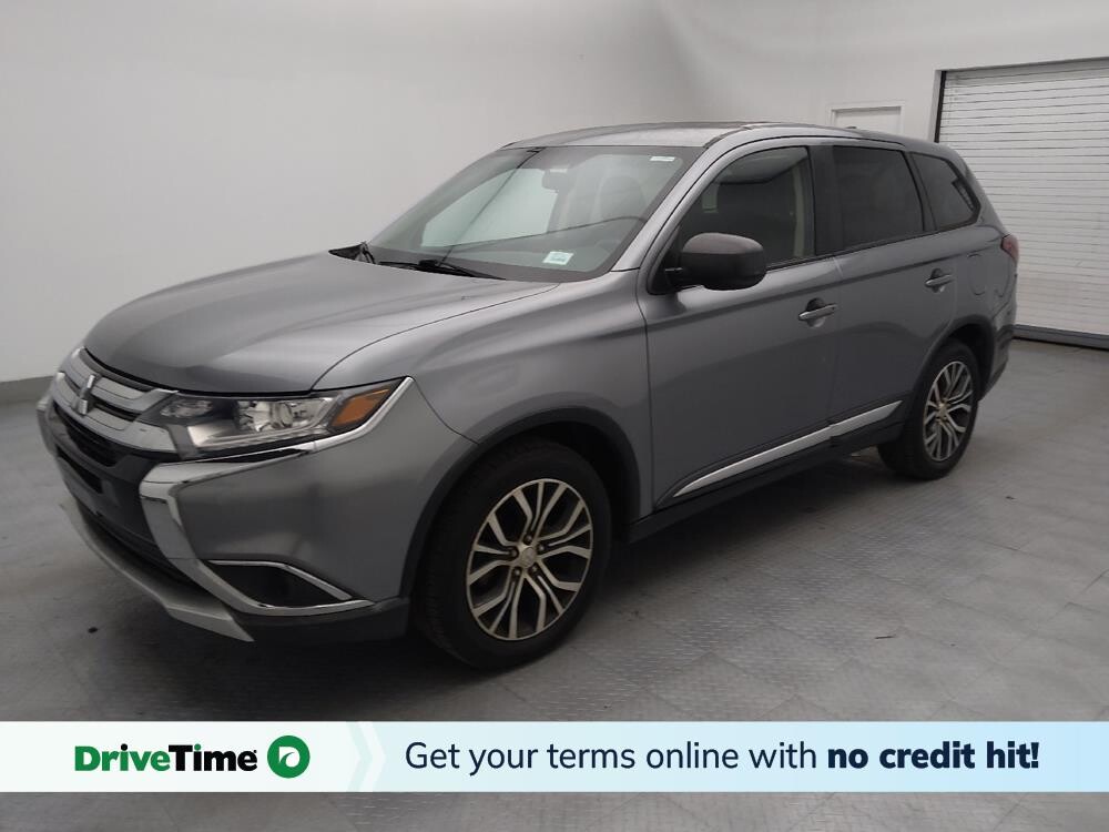 2018 Mitsubishi Outlander in Greenville, SC 29607 - 18110835