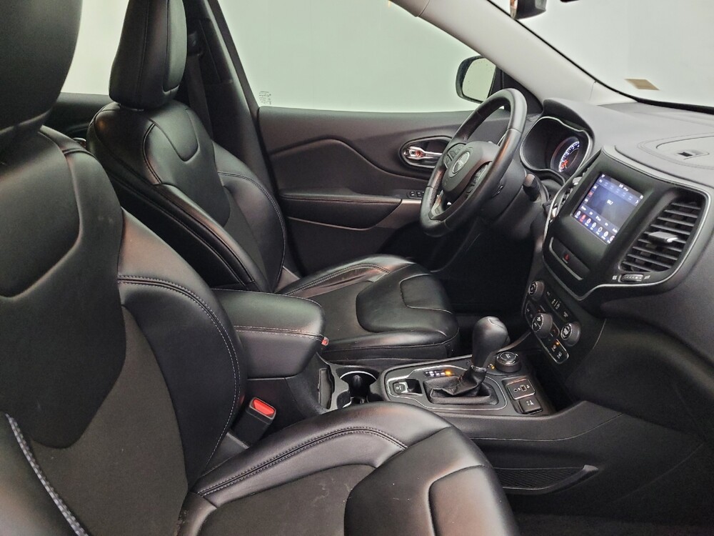 2019 Jeep Cherokee in Columbia, SC 29210 - 18110838 21