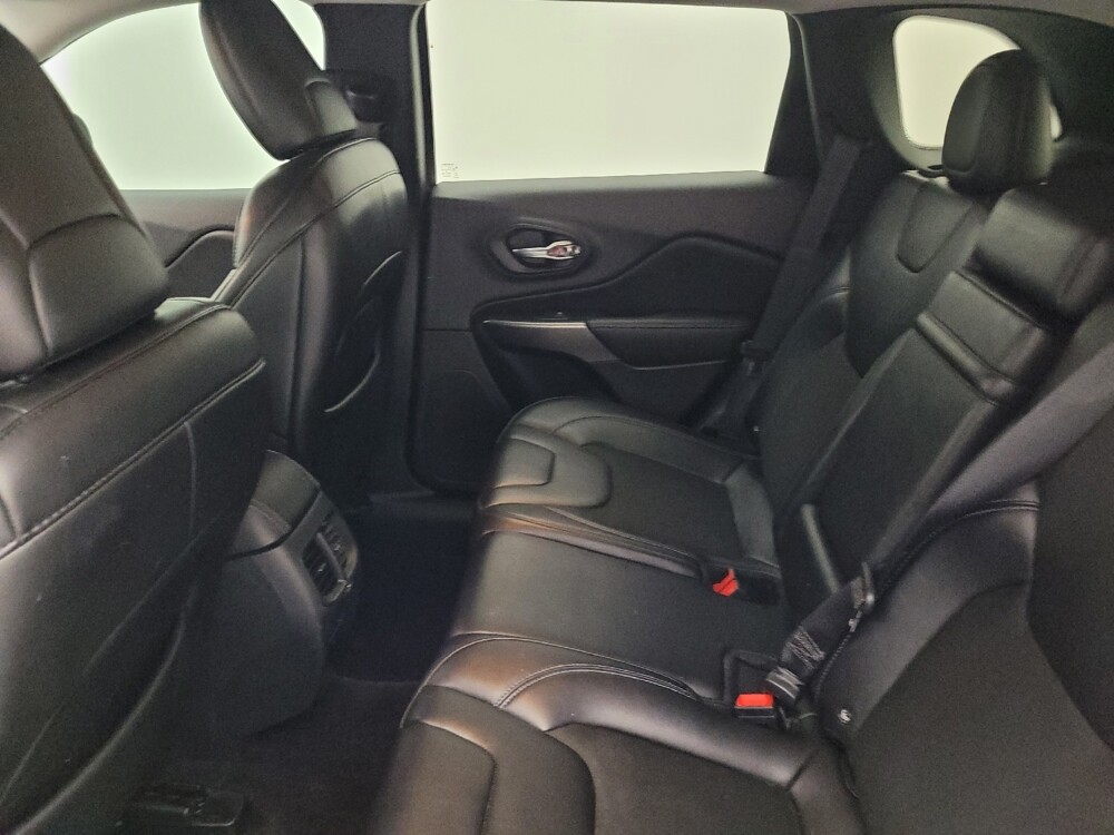 2019 Jeep Cherokee in Columbia, SC 29210 - 18110838 18