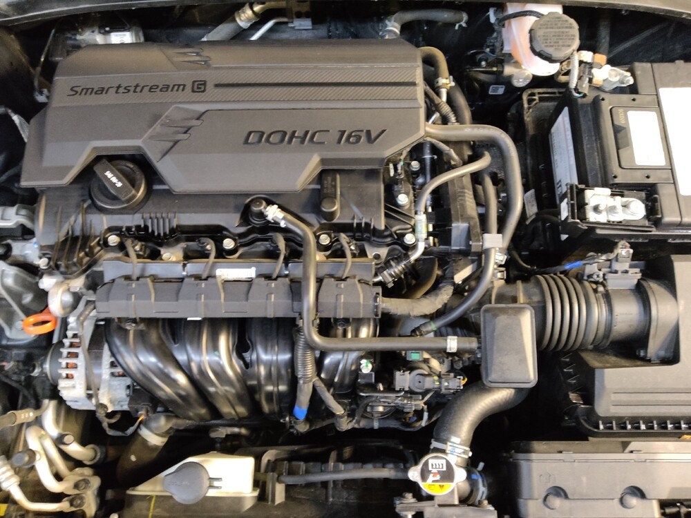 2022 Hyundai Elantra in Conway, SC 29526 - 18110843 30