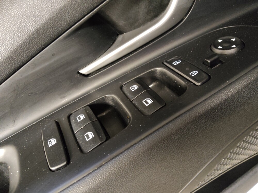 2022 Hyundai Elantra in Conway, SC 29526 - 18110843 27