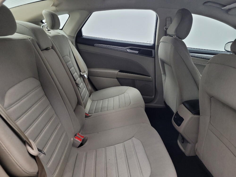 2020 Ford Fusion in Memphis, TN 38115 - 18110850 19