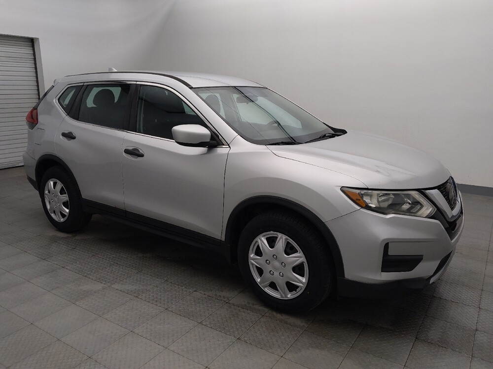 2018 Nissan Rogue in Houston, TX 77060 - 18110874 11