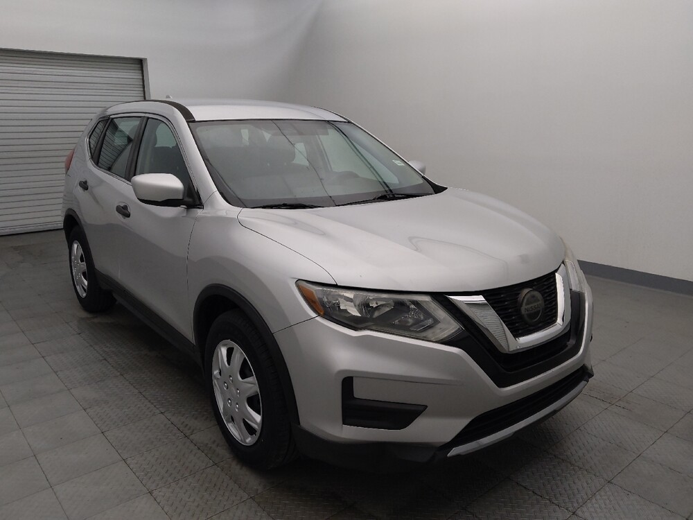 2018 Nissan Rogue in Houston, TX 77060 - 18110874 13