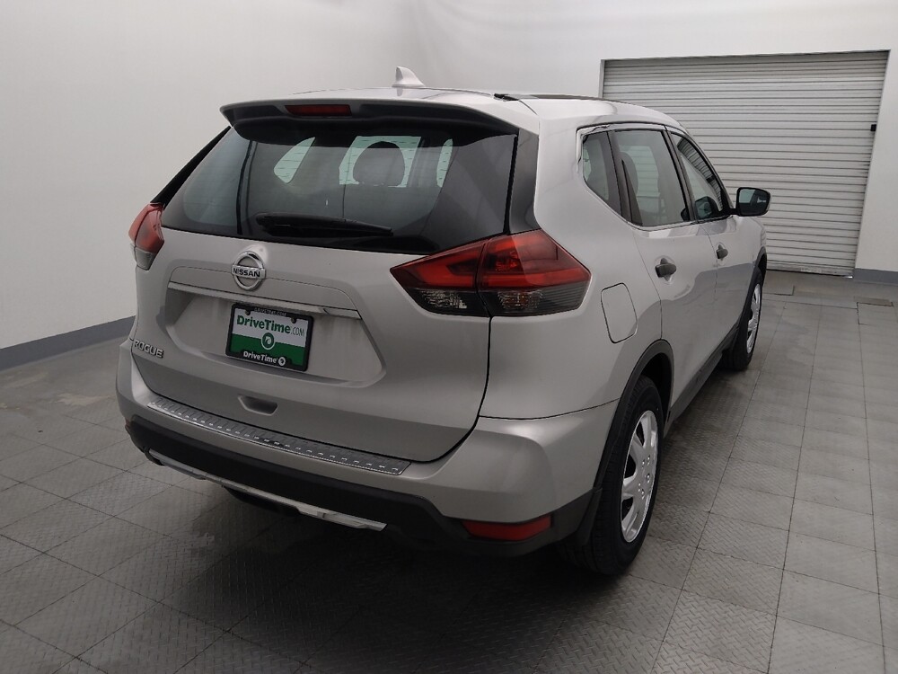 2018 Nissan Rogue in Houston, TX 77060 - 18110874 7