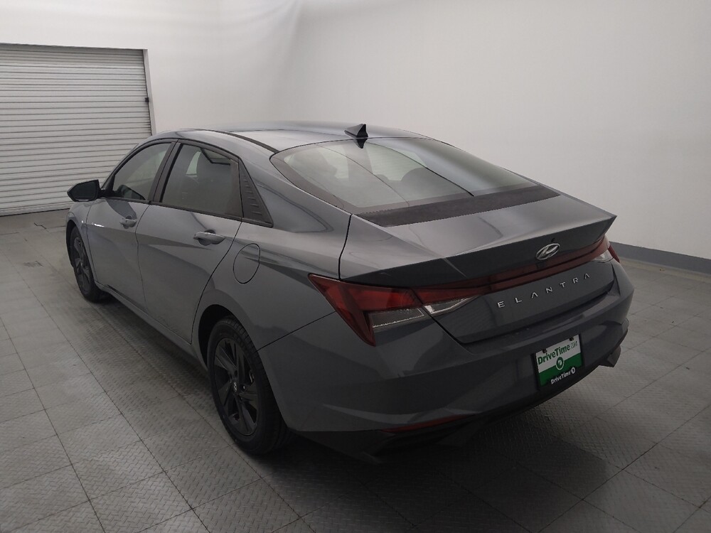 2022 Hyundai Elantra in Metairie, LA 70006 - 18110881 5