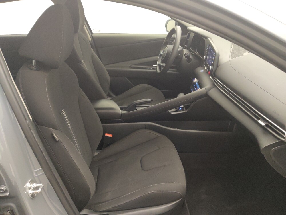 2022 Hyundai Elantra in Metairie, LA 70006 - 18110881 21