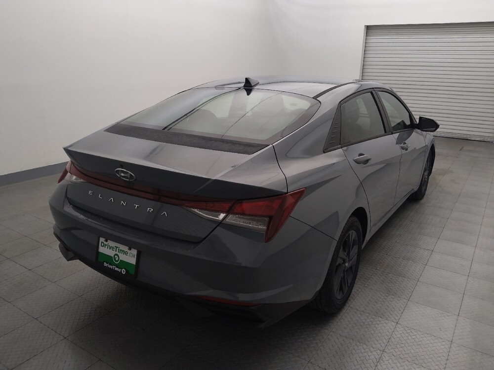 2022 Hyundai Elantra in Metairie, LA 70006 - 18110881 7