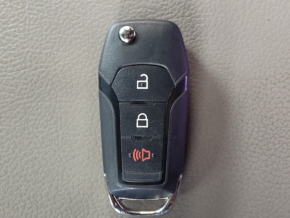 2018 Ford F150 in Houston, TX 77060 - 18110883 32