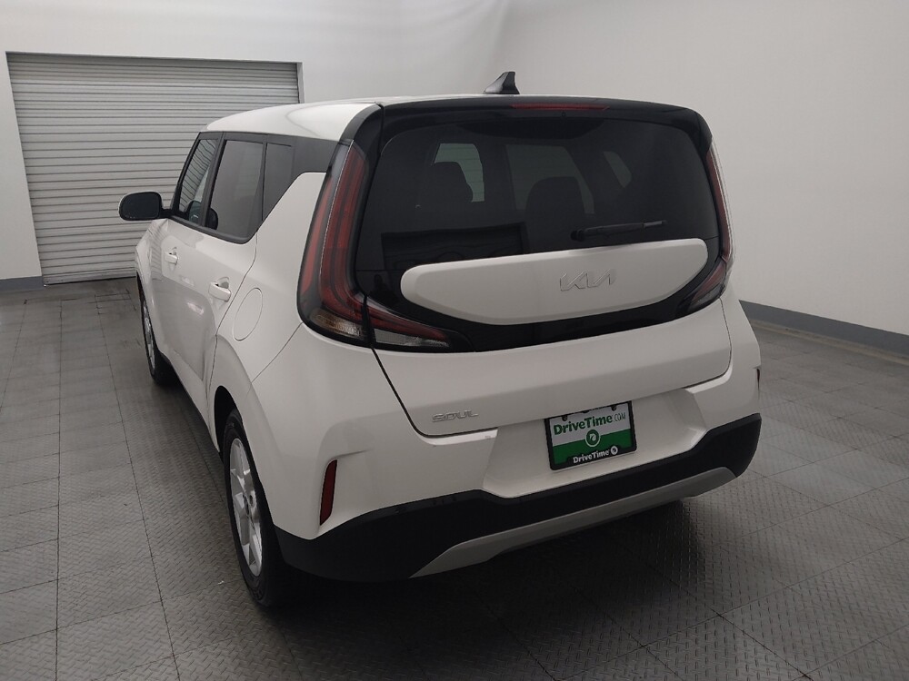 2025 Kia Soul in Houston, TX 77060 - 18110888 6