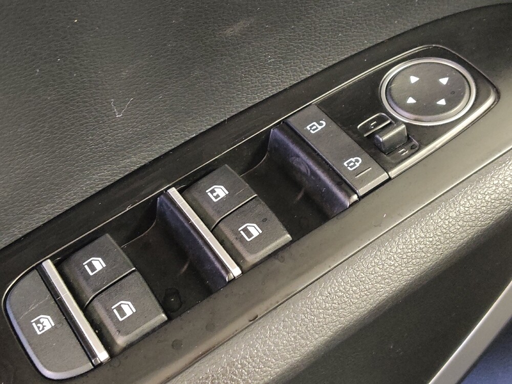 2025 Kia Soul in Houston, TX 77060 - 18110888 27