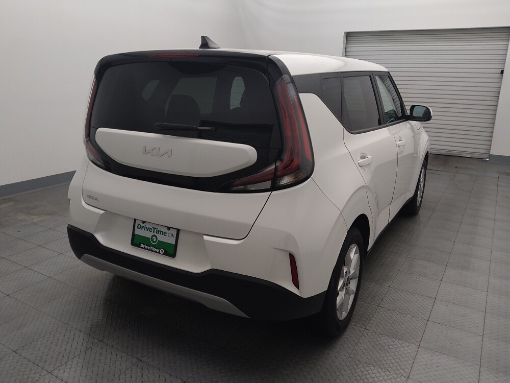 2025 Kia Soul in Houston, TX 77060 - 18110888 7