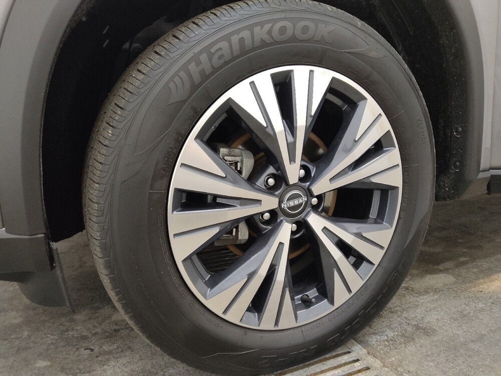 2022 Nissan Rogue in Fairfield, OH 45014 - 18110889 31