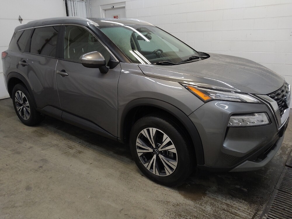 2022 Nissan Rogue in Fairfield, OH 45014 - 18110889 11