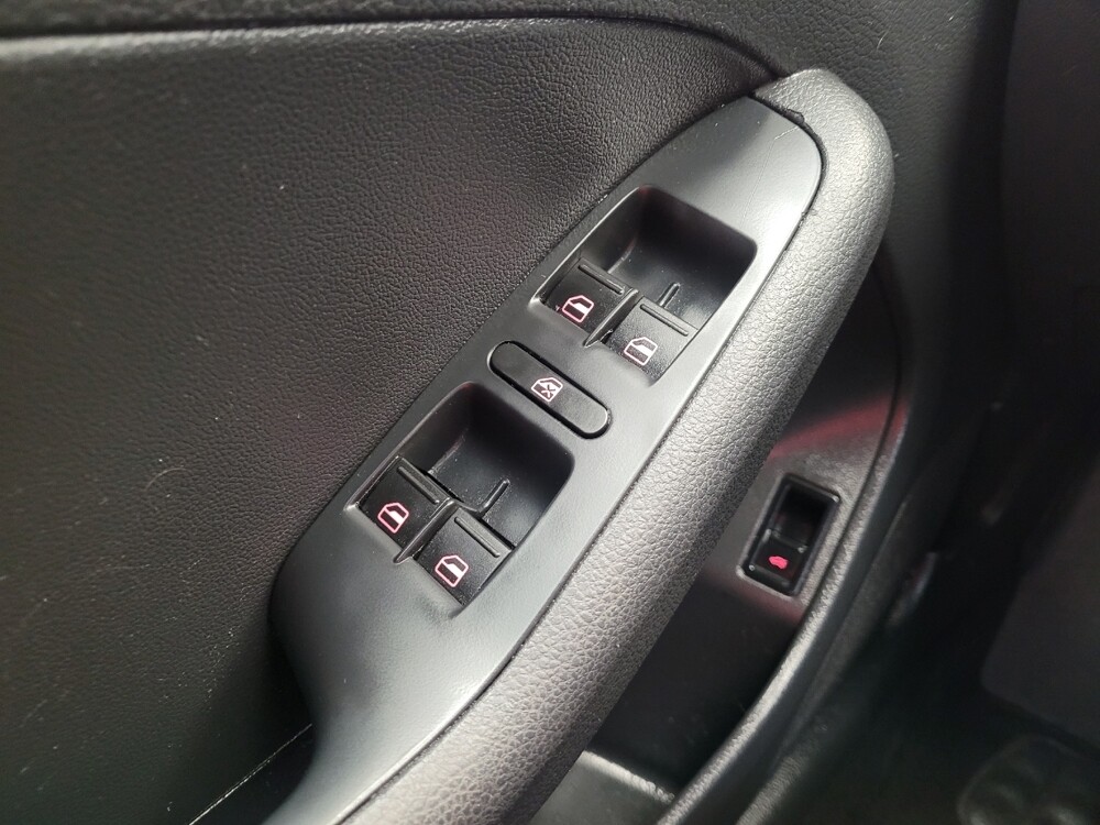 2013 Volkswagen Jetta in Toledo, OH 43617 - 18110891 27