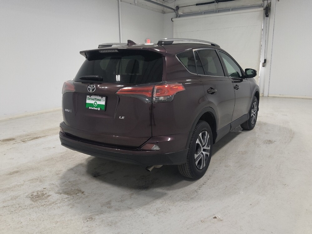 2018 Toyota RAV4 in Columbus, OH 43231 - 18110893 9