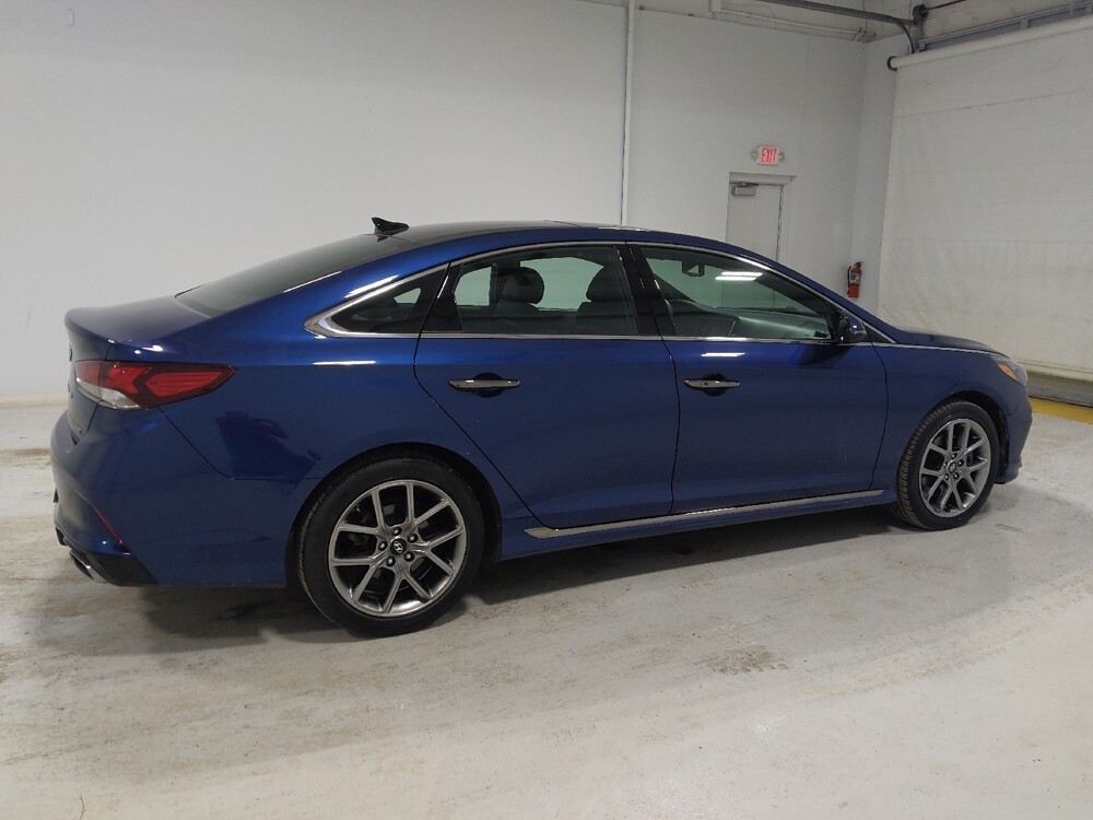 2018 Hyundai Sonata in Columbus, OH 43231 - 18110900 10