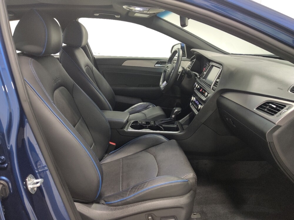 2018 Hyundai Sonata in Columbus, OH 43231 - 18110900 21
