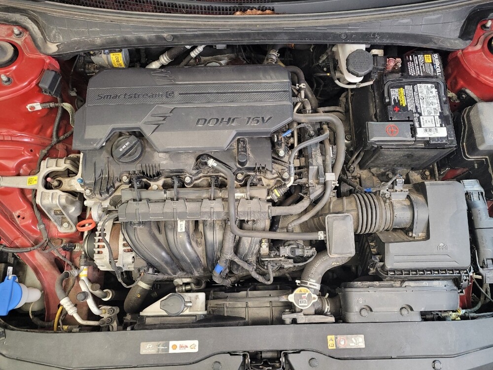 2021 Hyundai Elantra in Columbus, OH 43228 - 18110902 30