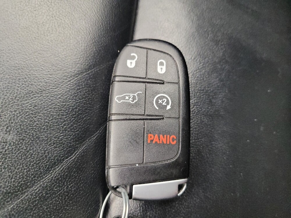 2018 Jeep Grand Cherokee in Columbus, OH 43231 - 18110907 32