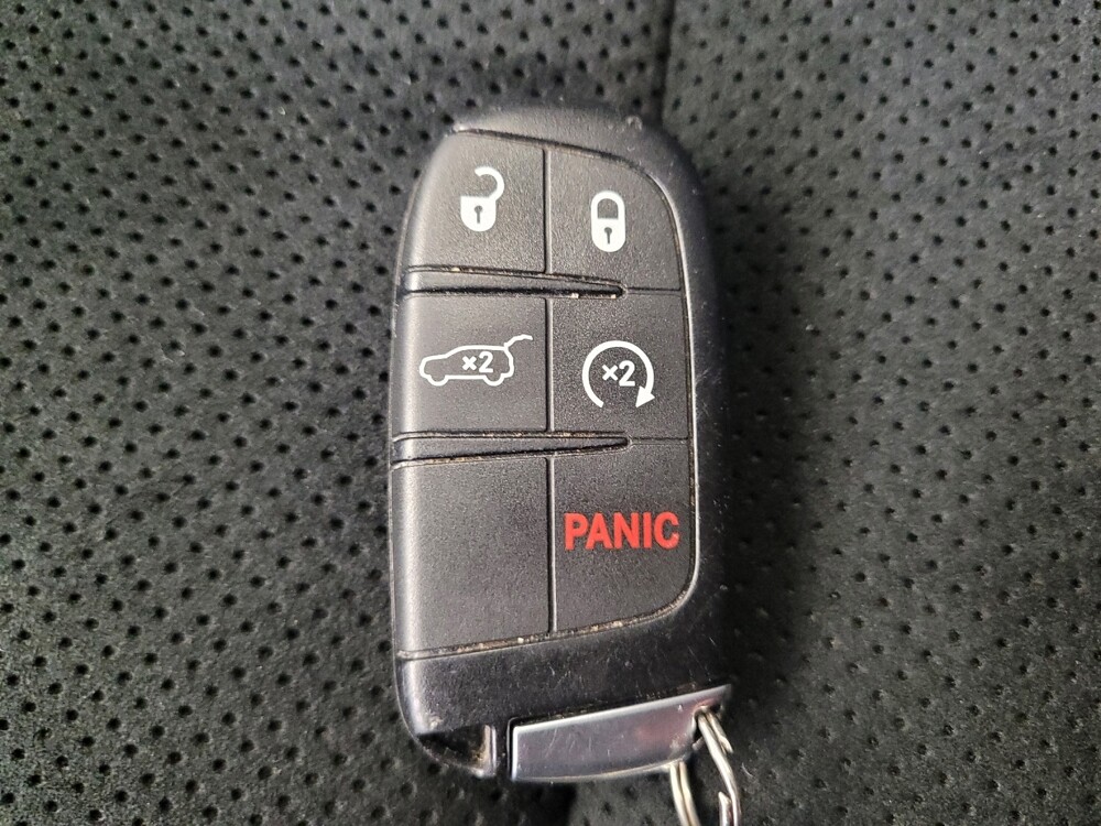 2018 Jeep Grand Cherokee in Columbus, OH 43231 - 18110908 32