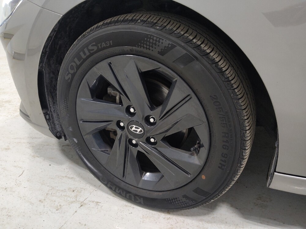 2023 Hyundai Elantra in Columbus, OH 43231 - 18110910 31