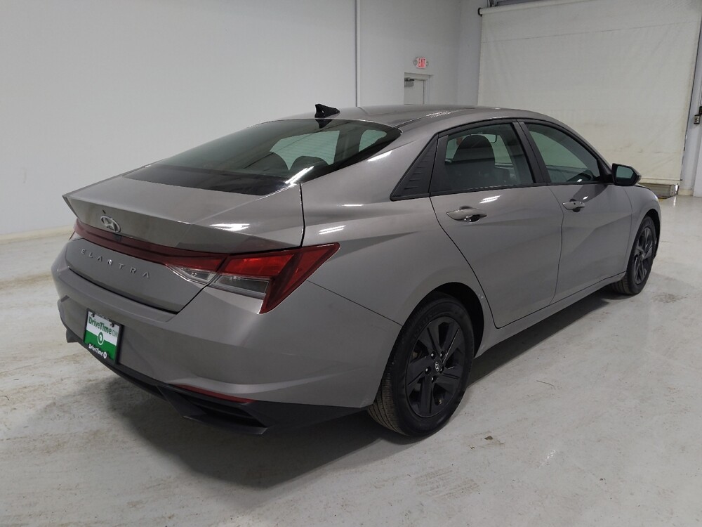 2023 Hyundai Elantra in Columbus, OH 43231 - 18110910 9