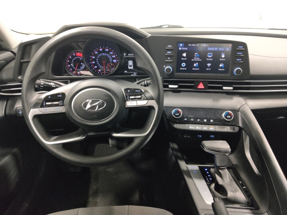 2023 Hyundai Elantra in Columbus, OH 43231 - 18110910 22