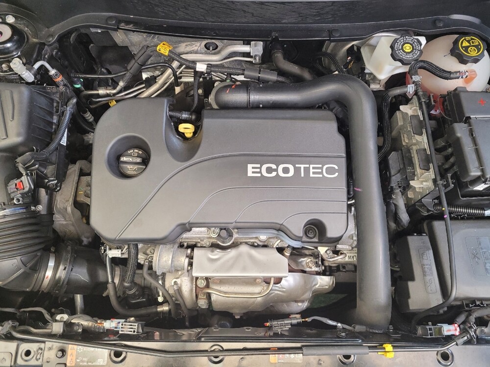 2022 Chevrolet Equinox in Cincinnati, OH 45255 - 18110916 30