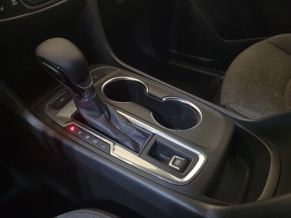 2022 Chevrolet Equinox in Cincinnati, OH 45255 - 18110916 26