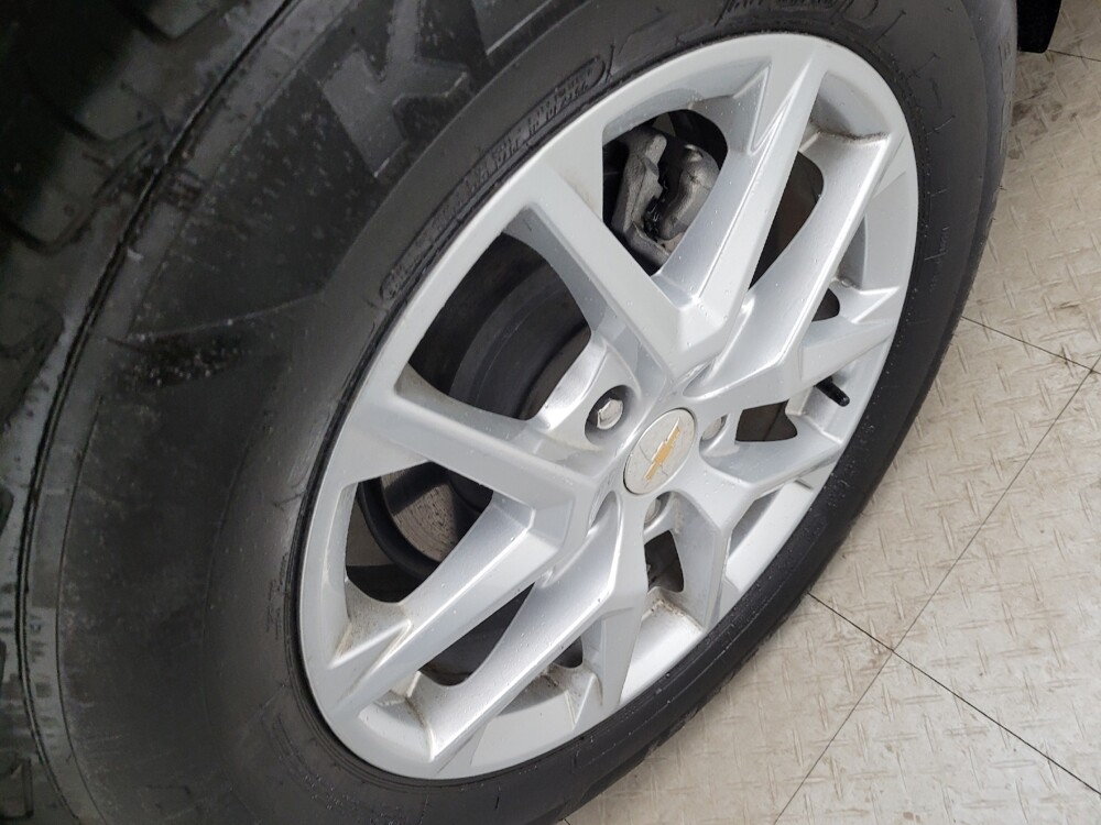 2022 Chevrolet Equinox in Cincinnati, OH 45255 - 18110916 31