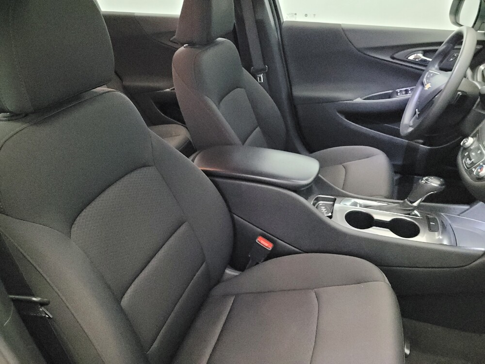 2020 Chevrolet Malibu in Plymouth Meeting, PA 19462 - 18110919 21