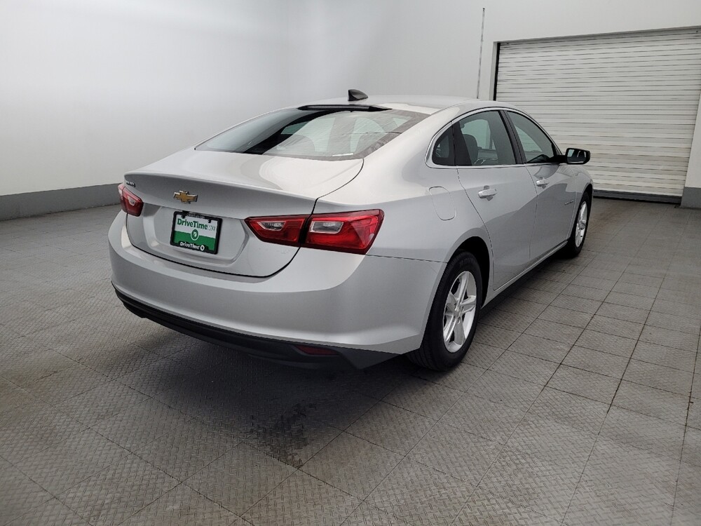 2020 Chevrolet Malibu in Plymouth Meeting, PA 19462 - 18110919 9