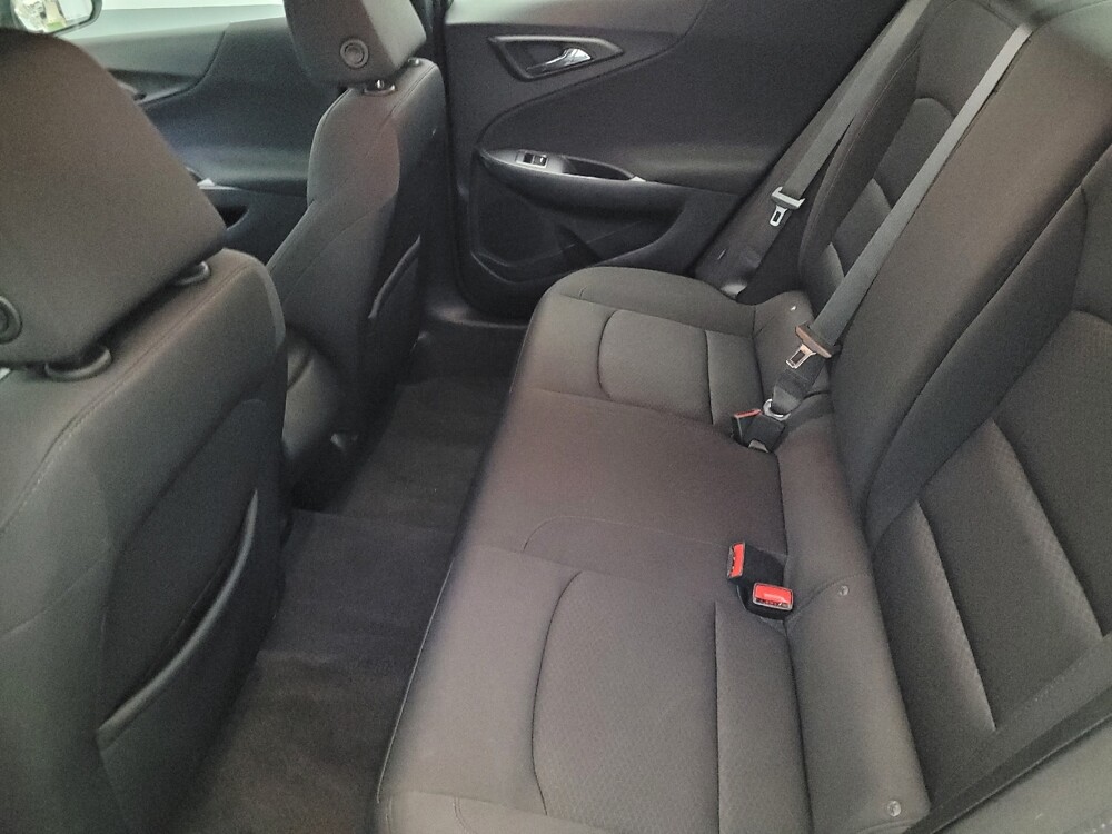 2020 Chevrolet Malibu in Plymouth Meeting, PA 19462 - 18110919 18