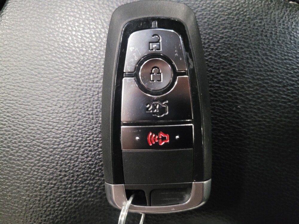 2017 Ford Fusion in Temple Hills, MD 20746 - 18110922 32