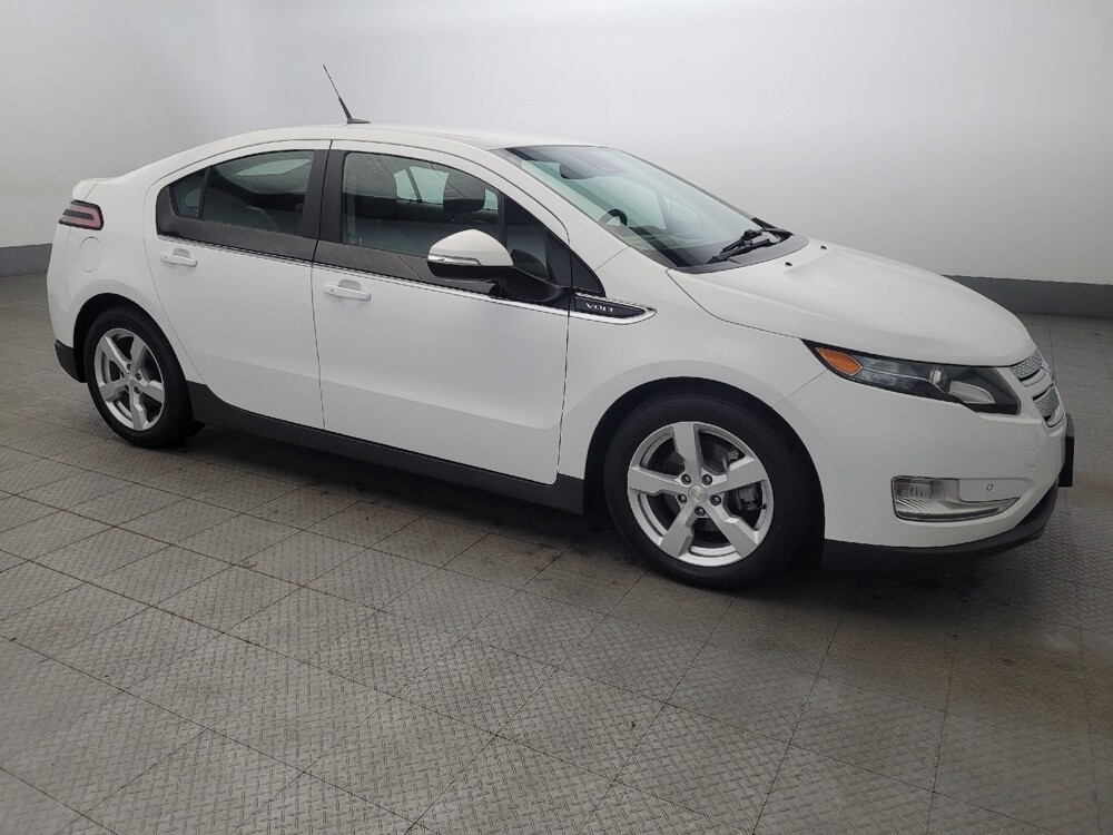 2014 Chevrolet Volt in Plymouth Meeting, PA 19462 - 18110923 11
